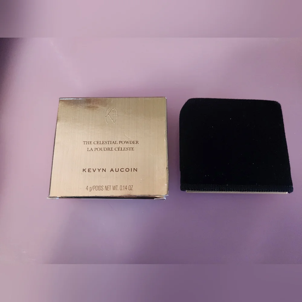 Kevyn Aucoin The Celestial Powder Shade-SUNLIGHT- 🌞 - 0.14 OZ New In Box